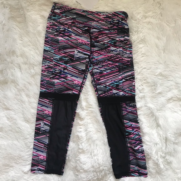 FABLETICS CROP LEGGINGS - Picture 3 of 4